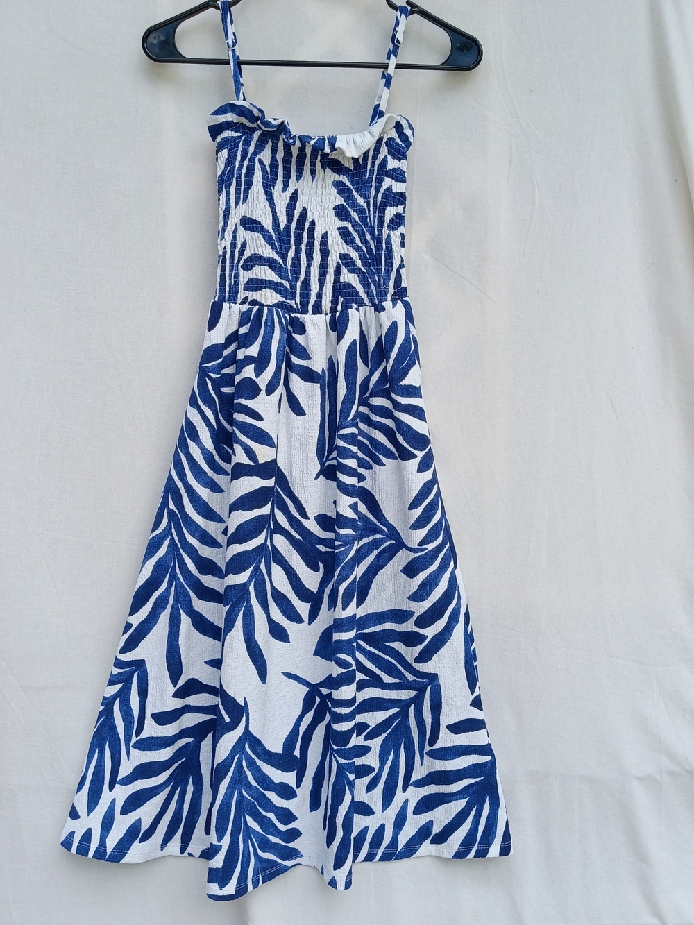 H&M White and Blue Leaf-Print Midi Dress
